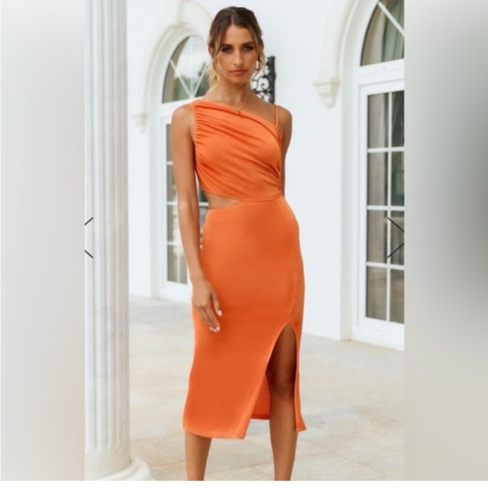 Hello Molly | Block It Out Midi Dress